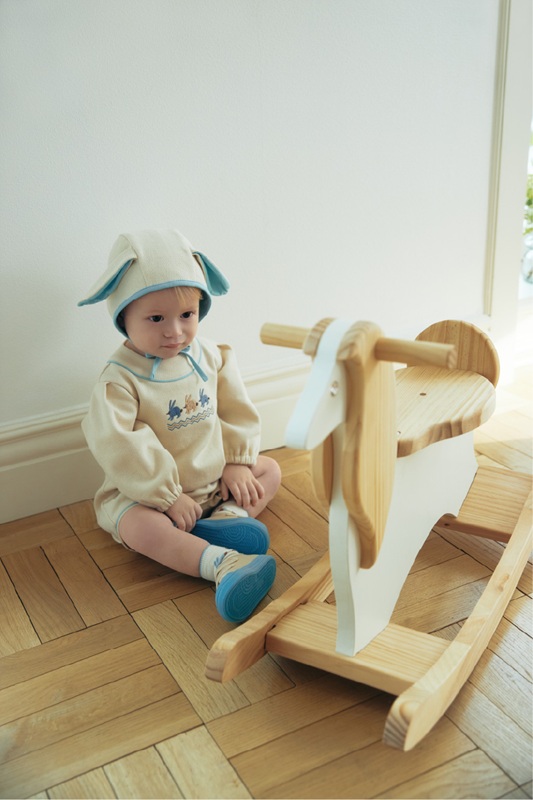 모이몰른 2025 S/S look 5